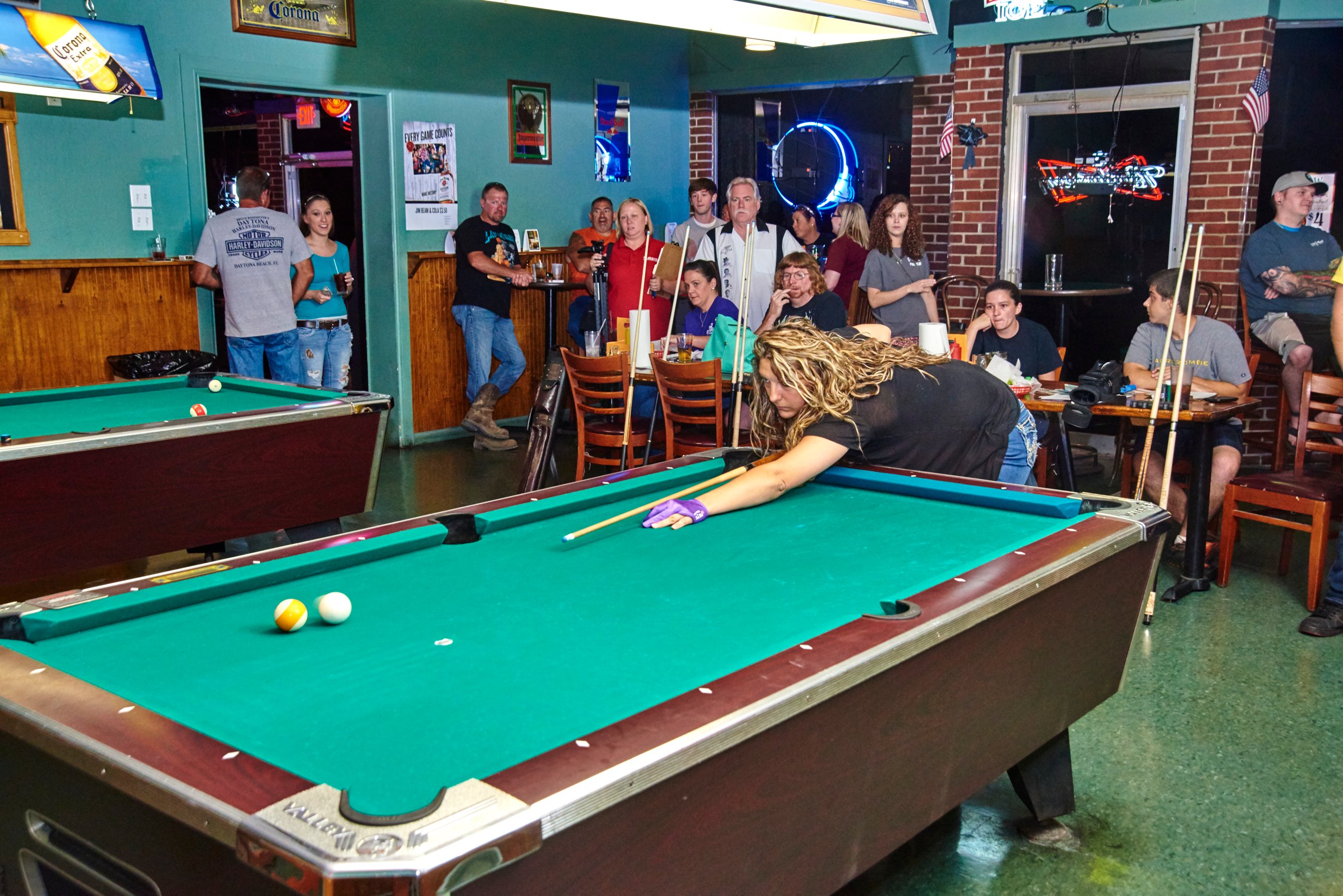 teddys-sports-bar-grill-pool-table-herrin-southern-illinois