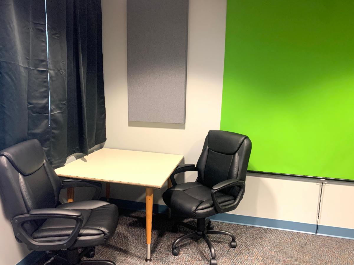 Herrin-library-media-room-herrin-illinois