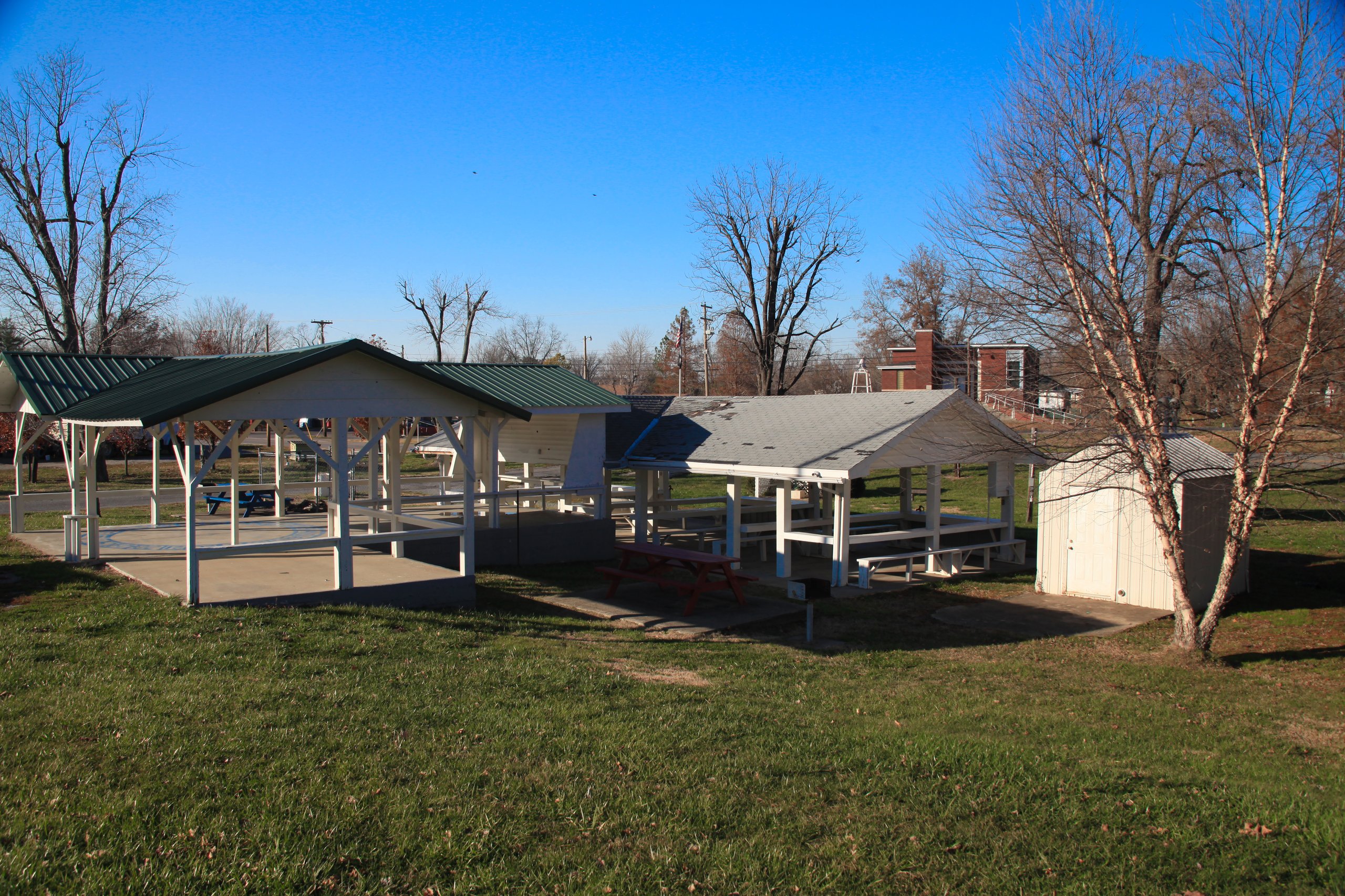 dippy-motsinger-memorial-park-pavilion-creal-springs-illinois