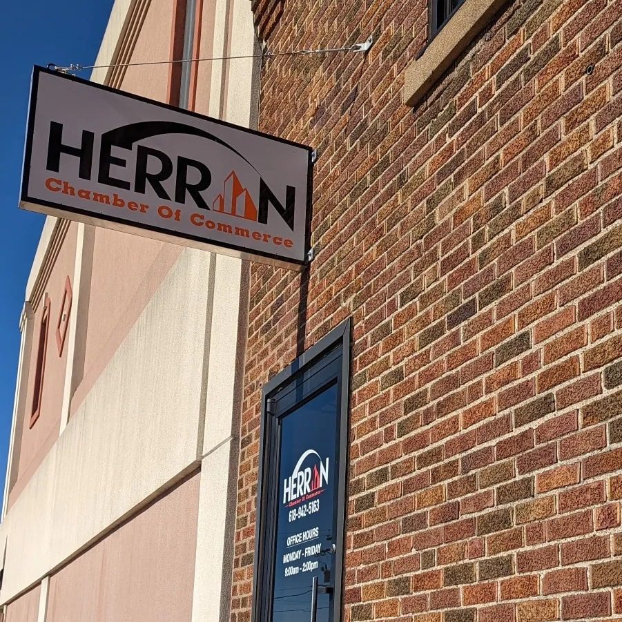 herrin-downtown-start-walking-path-chamber-office-illinois