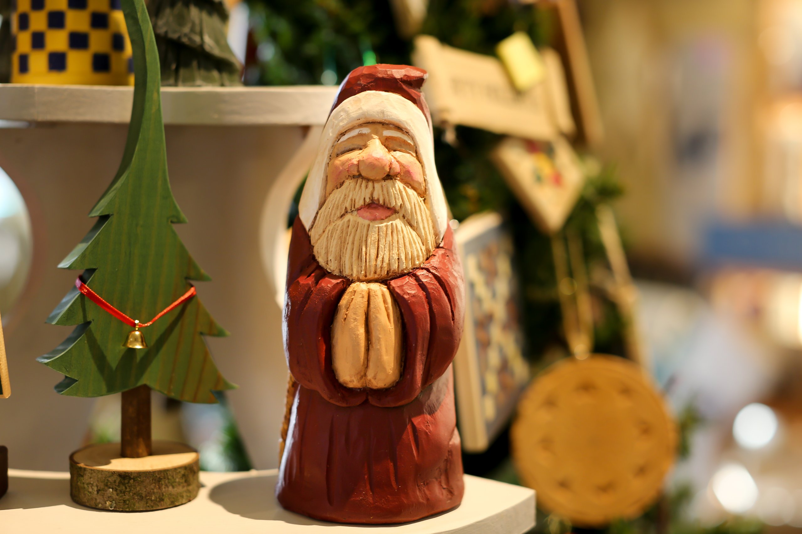 house-of-busifingers-santa-carterville-illinois