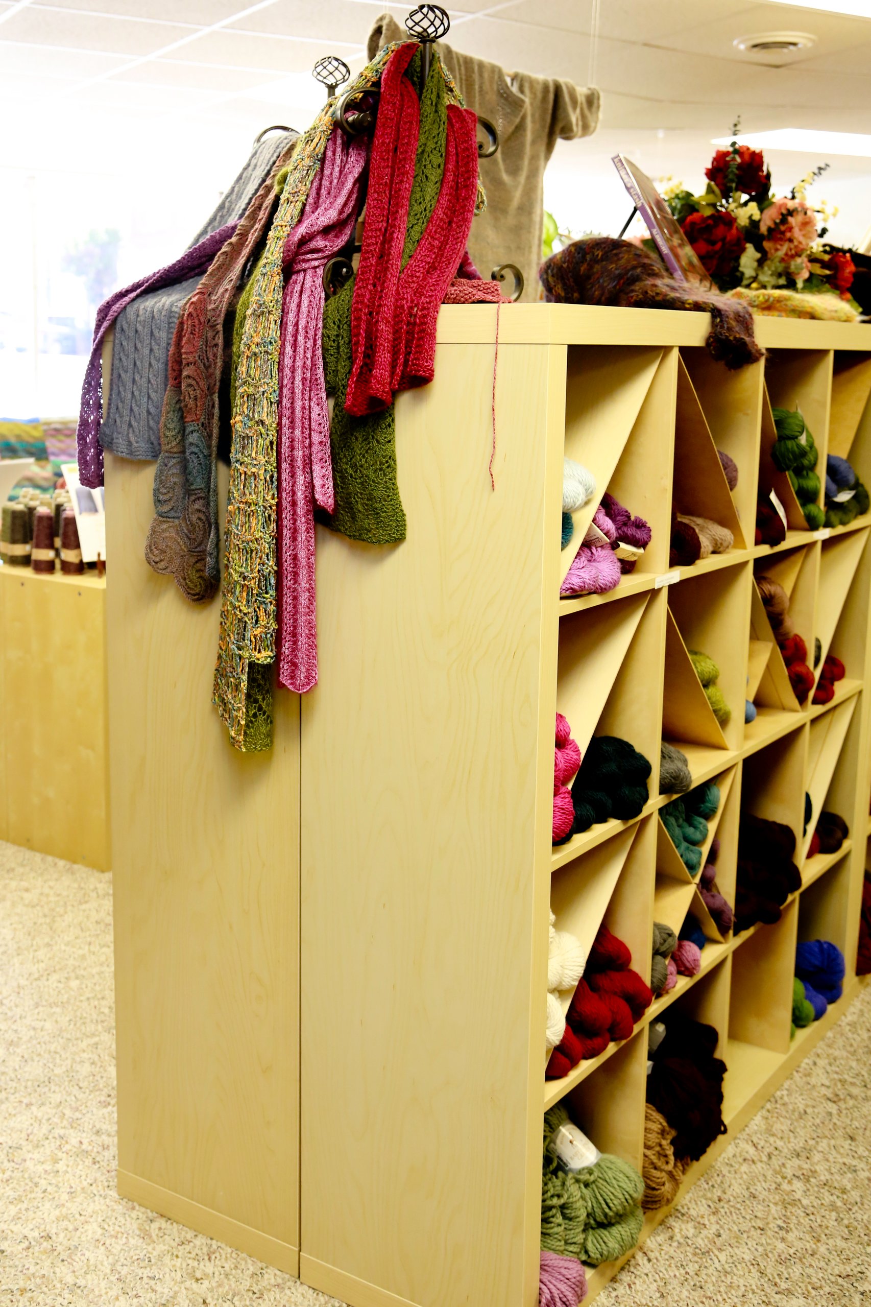 the-yarn-shoppe-scarves-herrin-illinois