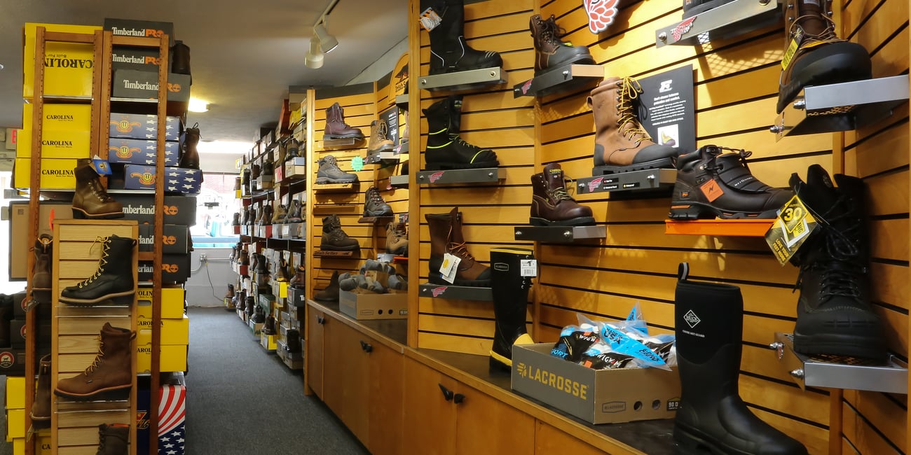 adams-shoe-store-boxes-marion-illinois