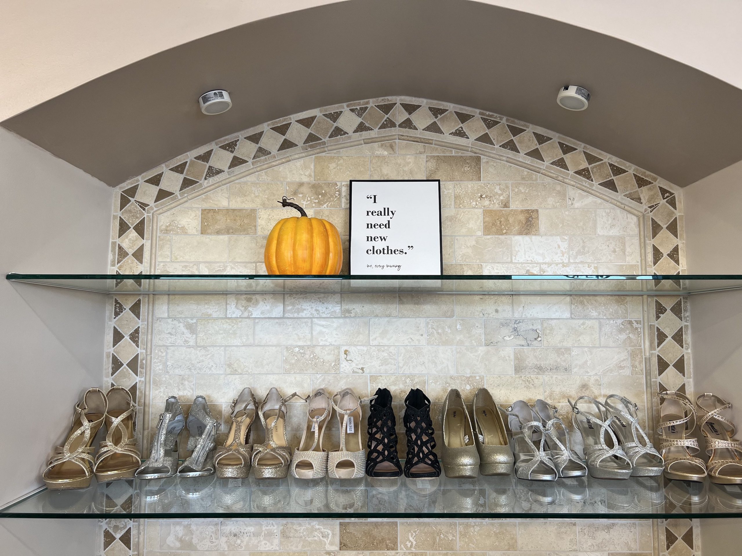 upstyle-shoes-carterville-illinois