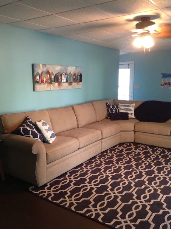 miller-lake-house-living-room-creal-springs-illinois