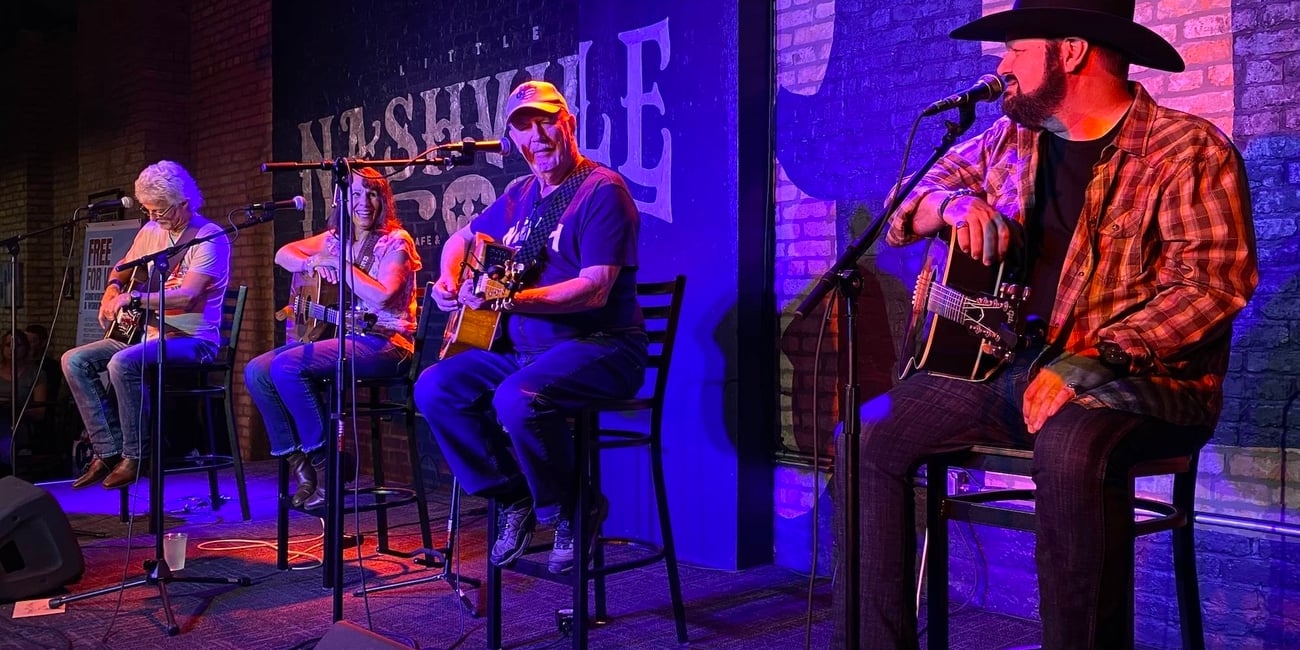 freedom-sings-usa-little-nashville-cafe-marion-southern-illinois
