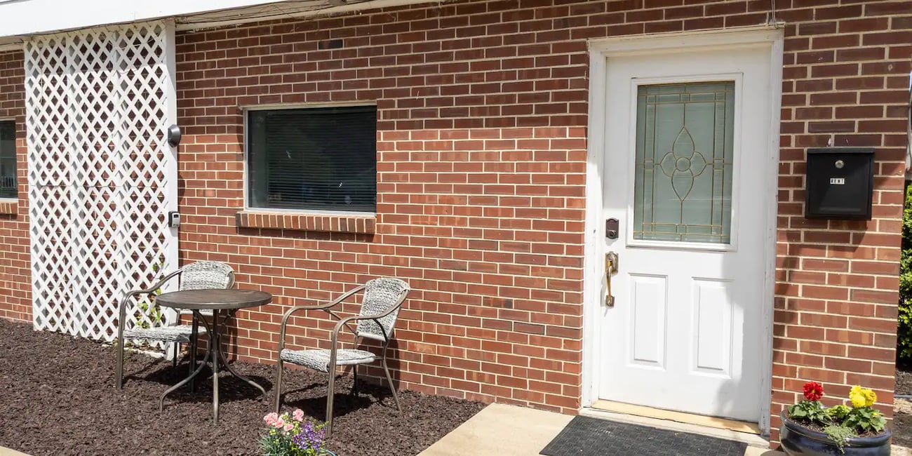 studio-apt-rental-southern-illinois-carterville