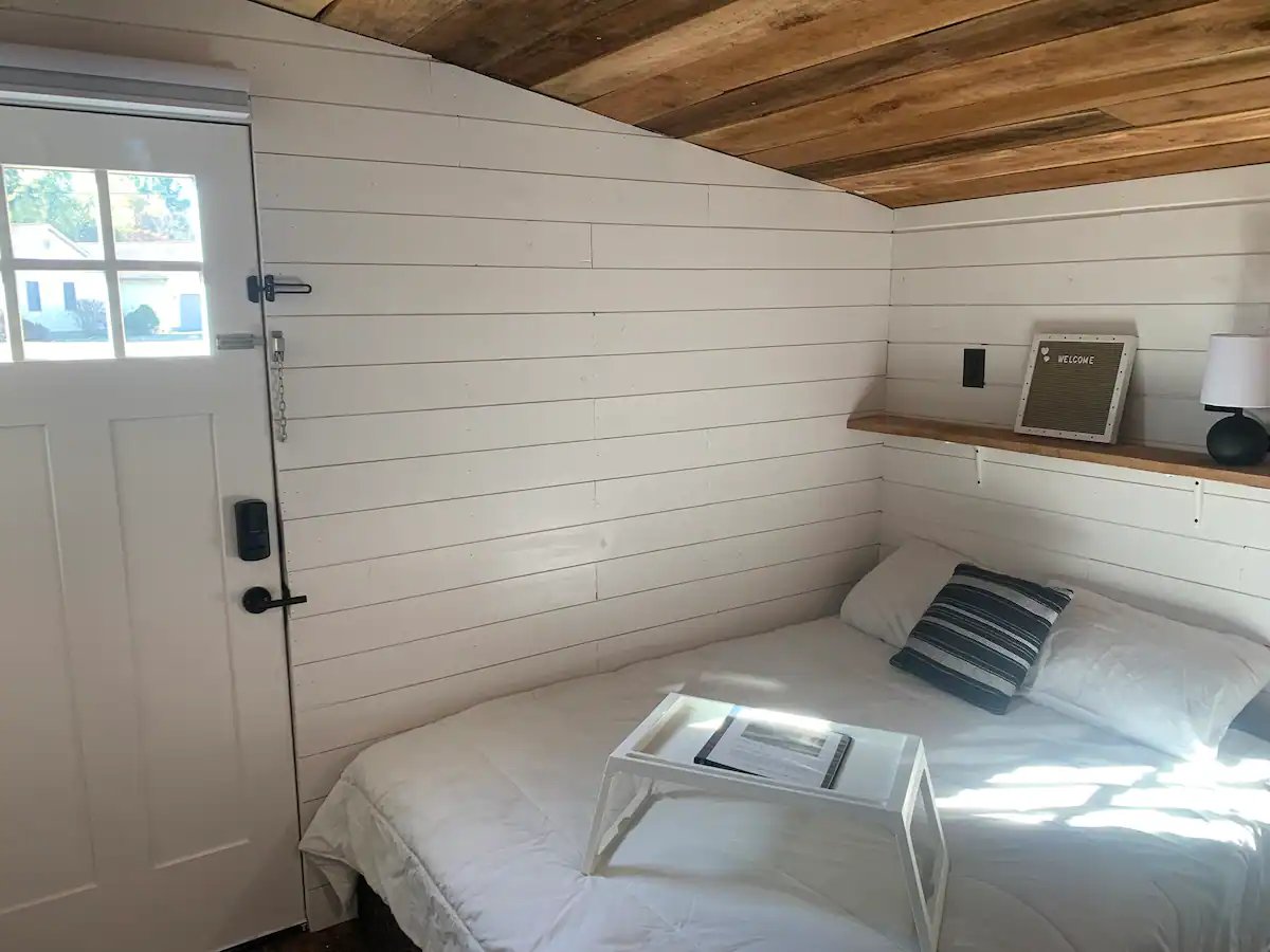 tiny-guesthouse-so-ill-rental-illinois