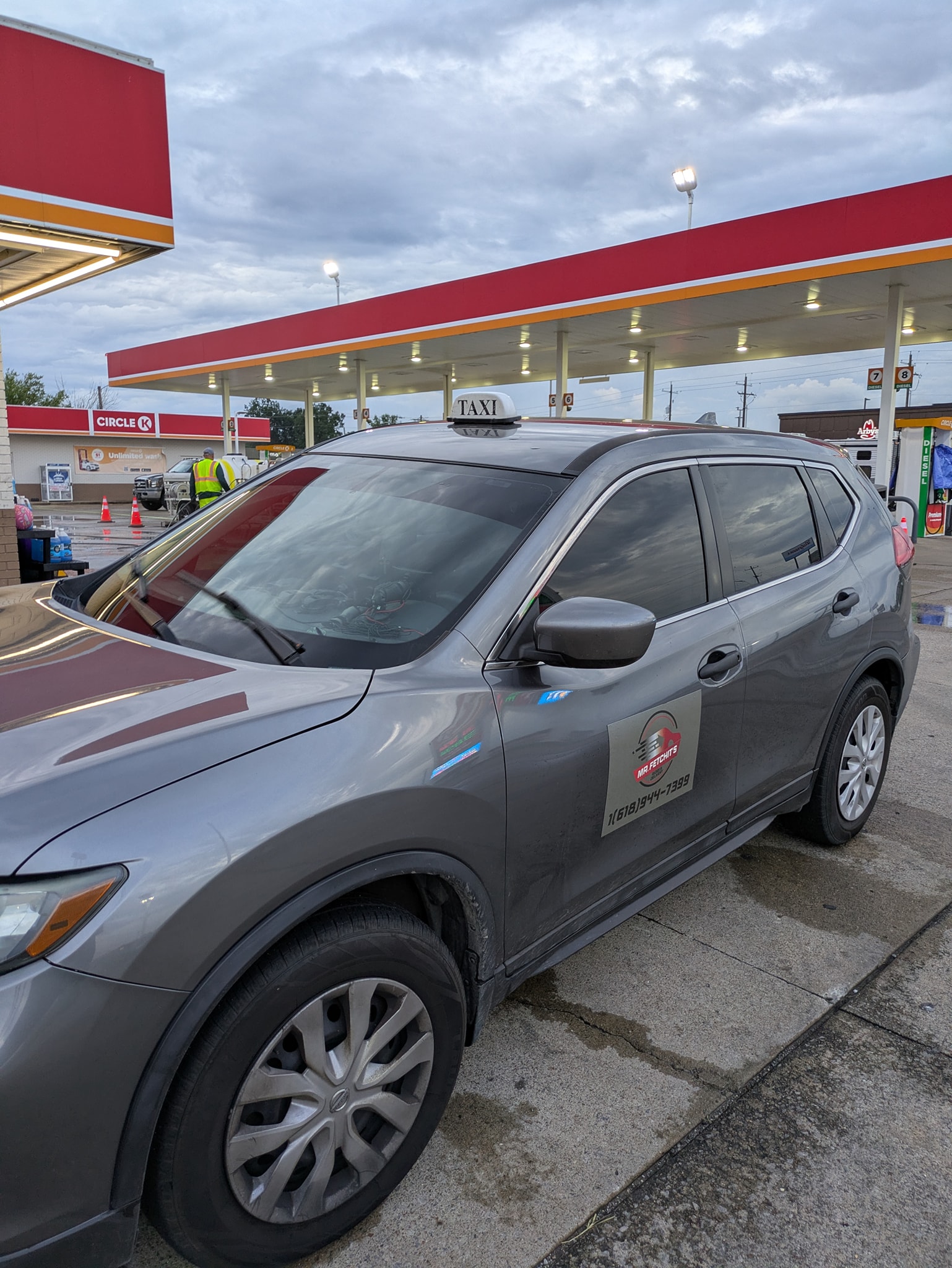 mr-fetchits-rides-delivery-cab-service-southern-illinois