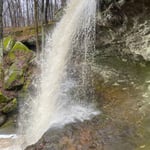 visit-rocky-bluff-waterfall