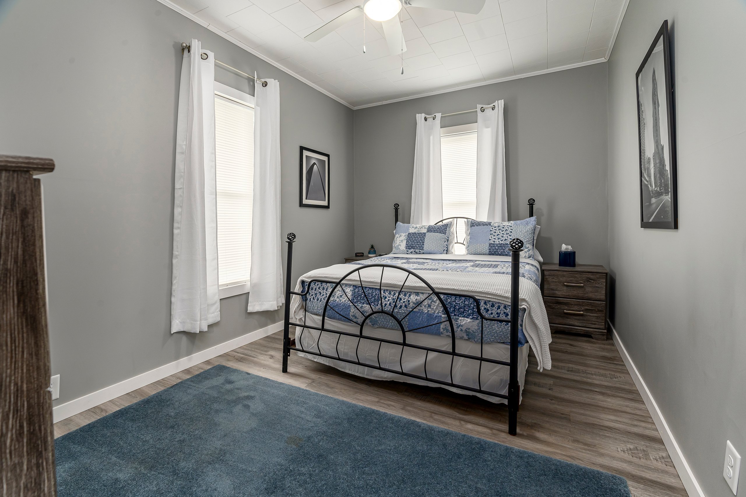 midtown-midterm-bedroom-marion-southern-illinois