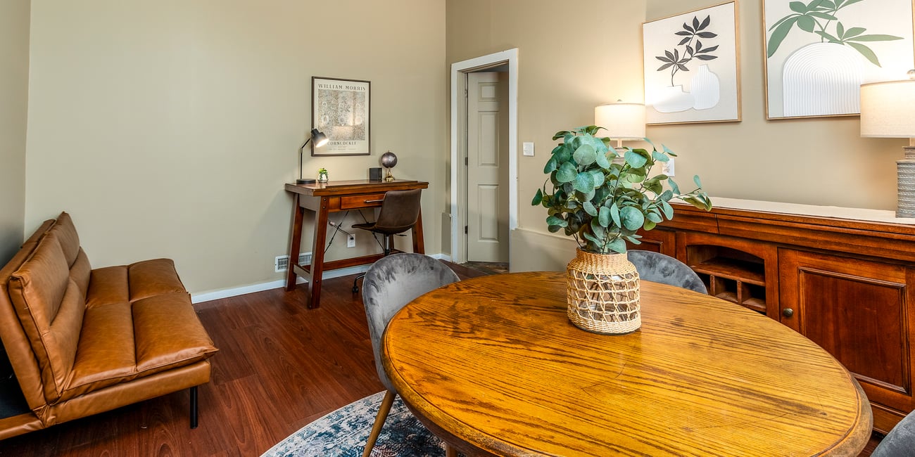 just-right-on-johnson-dining-room-marion-southern-illinois