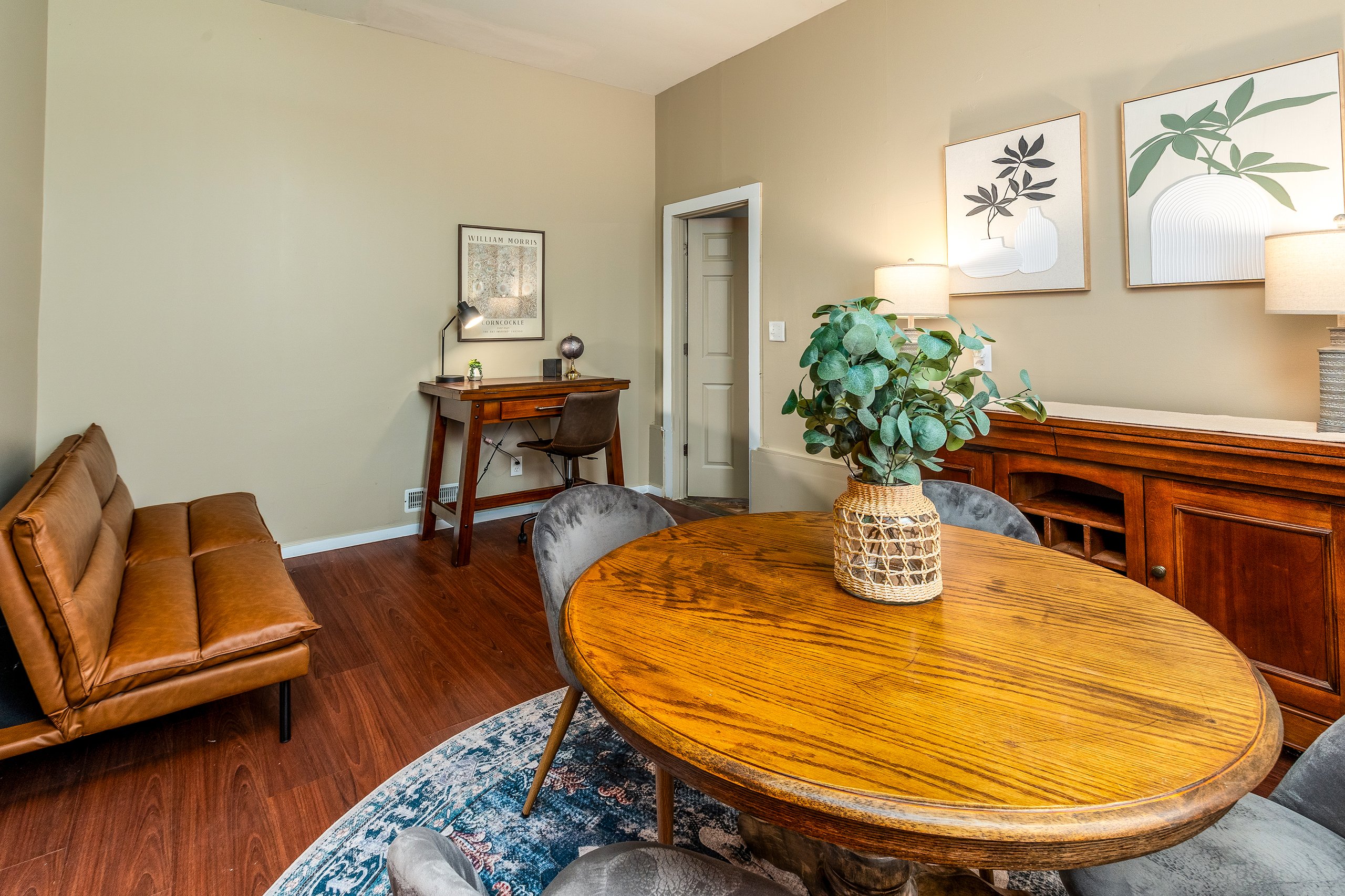just-right-on-johnson-dining-room-marion-southern-illinois
